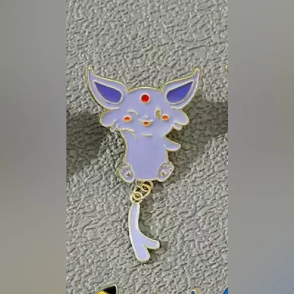 3 For $35 Pokemon Espeon Eeveelution Enameled Pin Brooch Hanging Moving Tail - Picture 2 of 12